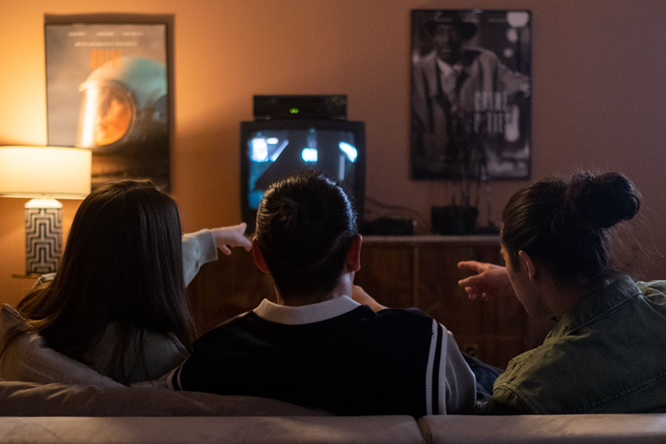 Fernseher in der Studentenwohnung