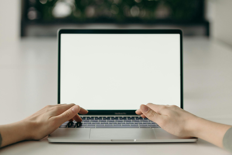 der ideale Laptop für die Uni