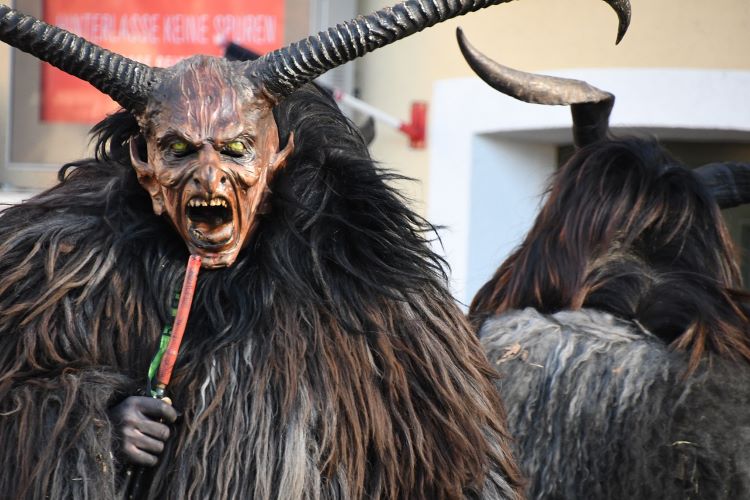 Krampus als böser Begleiter vom Nikolaus