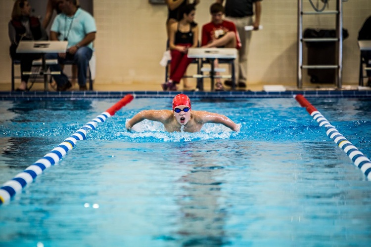 Schwimmen als Unisport